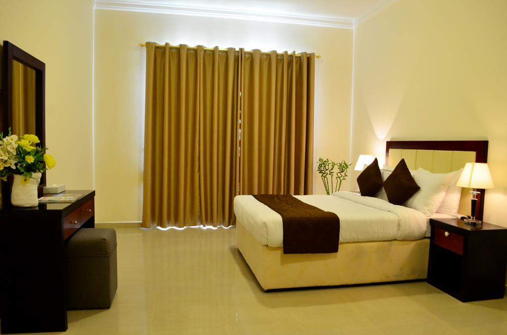 President Suites Apartments Манама Экстерьер фото