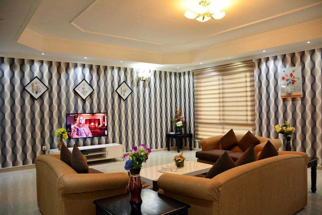 President Suites Apartments Манама Экстерьер фото