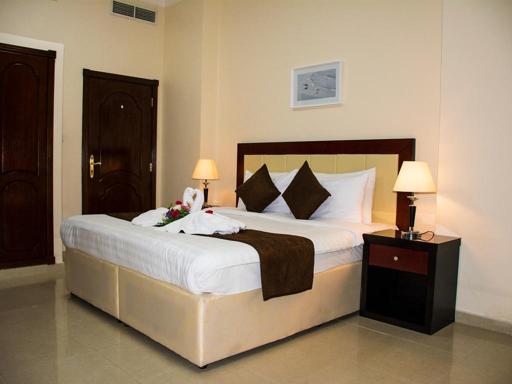 President Suites Apartments Манама Экстерьер фото